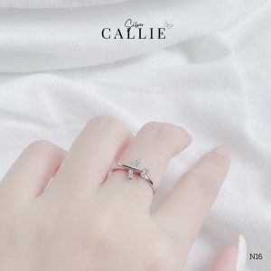 N16 - Nhẫn Callie Silver máy bay đính hạt