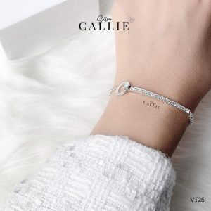 Vòng tay bạc Callie Silver có hình tròn nối 1 thanh đính hạt - VT25.1