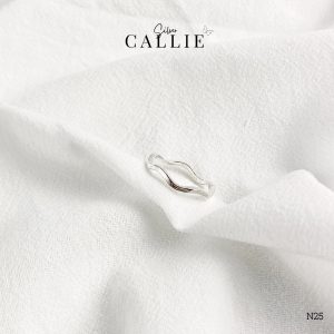 N25 - Nhẫn bạc Callie Silver gợn sóng