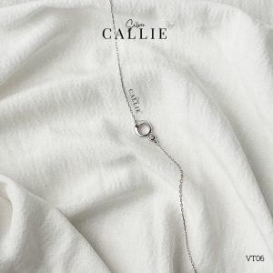 Vòng tay bạc Callie Silver kiểu tròn và hạt xi bạch kim - VT06.1