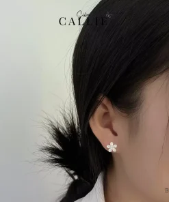 Alternative view of BT123 - Bông tai bạc Callie Silver bông hoa đính đá