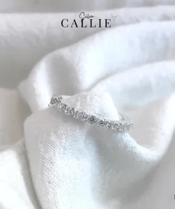 N182 - Nhẫn bạc Callie Silver đính đá Mois