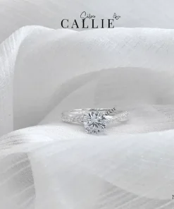 N208 - Nhẫn bạc Callie Silver xoắn 1 hàng đá viên chủ