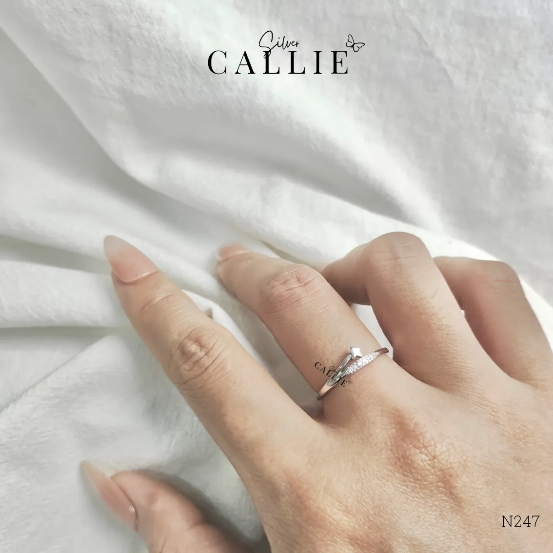 N247 - Nhẫn bạc Callie Silver ngôi sao chéo lên free size - Image 2