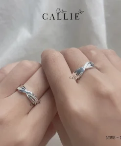 Alternative view of N358 - N359: Nhẫn bạc thiết kế Callie Silver đính đá chéo