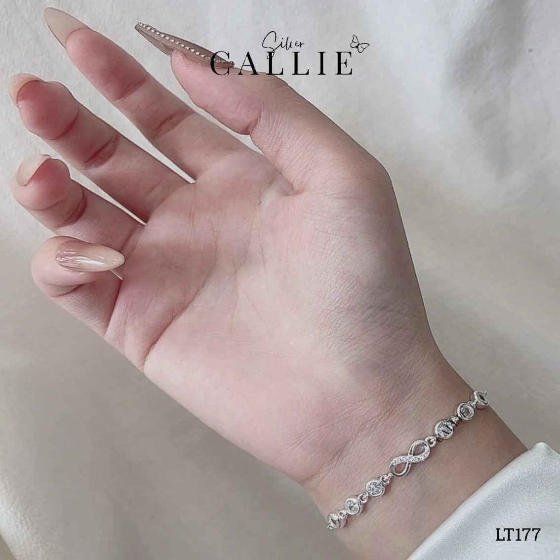 LT177 - Lắc tay bạc Callie Silver mặt vô cực đá tròn 2 bên - Hình ảnh 2