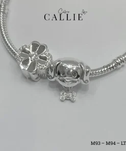 Lắc Tay Callie Silver Dây Trơn Khóa Trụ, Cún, Cỏ 4 Lá