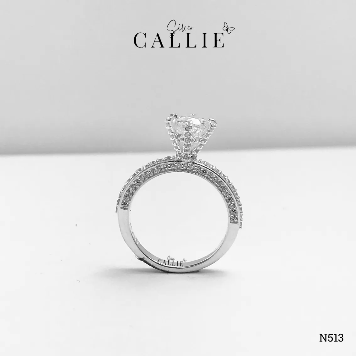 N513 - Nhẫn Bạc Thiết Kế Callie Silver 1 Viên Chủ 2 Bên Đính Đá - Image 3