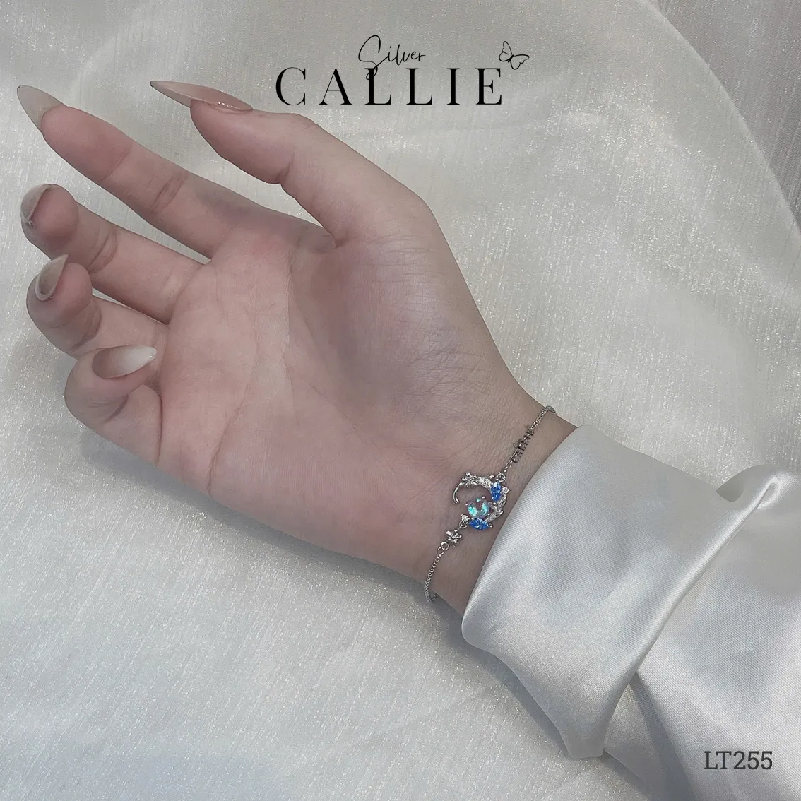LT255 - Lắc Tay Bạc Callie Silver Mặt Trăng Đá Xanh Dương - Hình ảnh 2