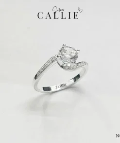 N672 - Nhẫn bạc Callie Silver xoắn đính đá một viên chủ 4 chấu