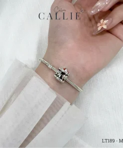 Alternative view of Lắc Tay Bạc Callie Silver Dây Trơn Khóa Trụ Kèm Charm Cổ Tích