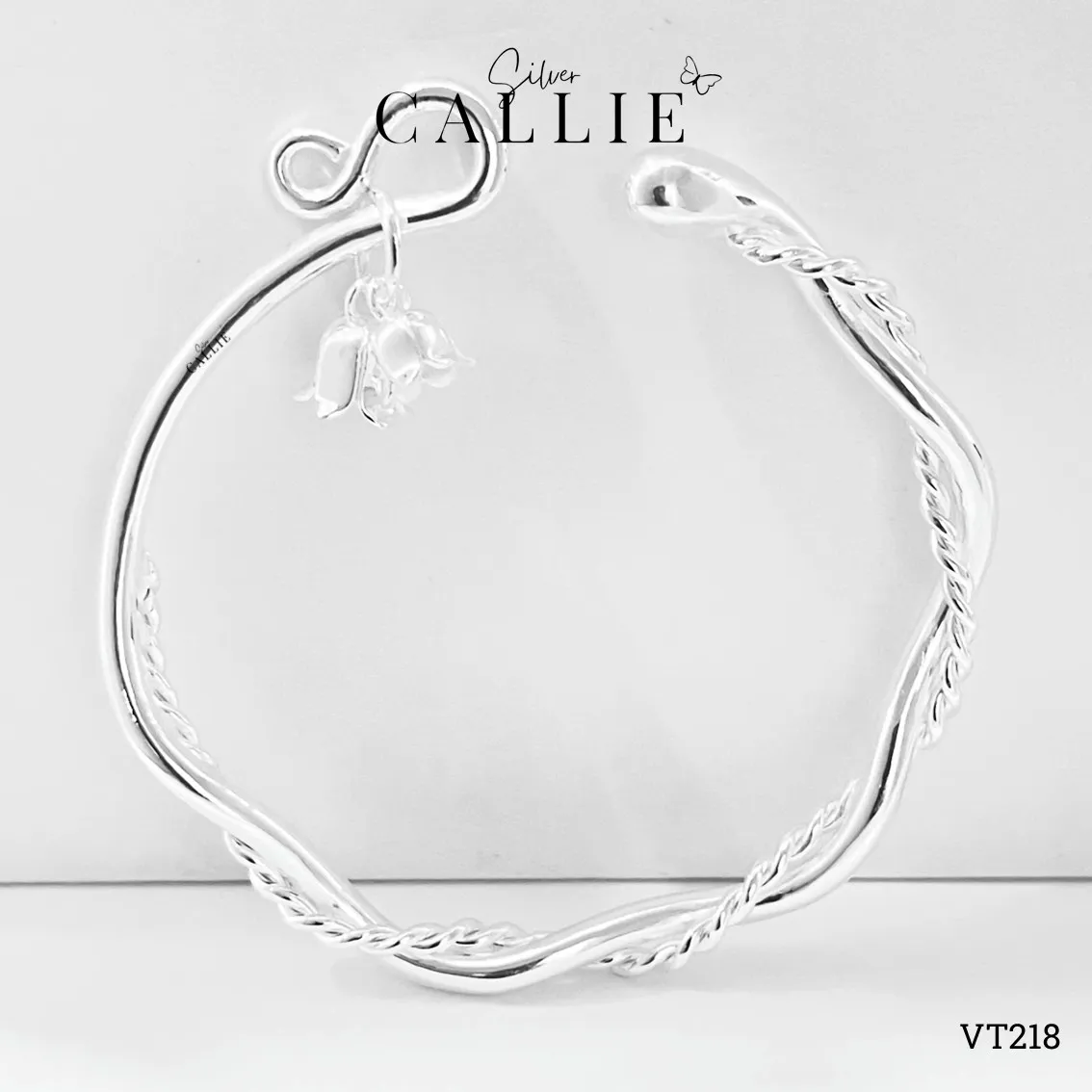 VT218 - Vòng tay bạc thiết kế Callie Silver Vòng Xoắn Gắn Charm Hoa Lily - Hình ảnh 2