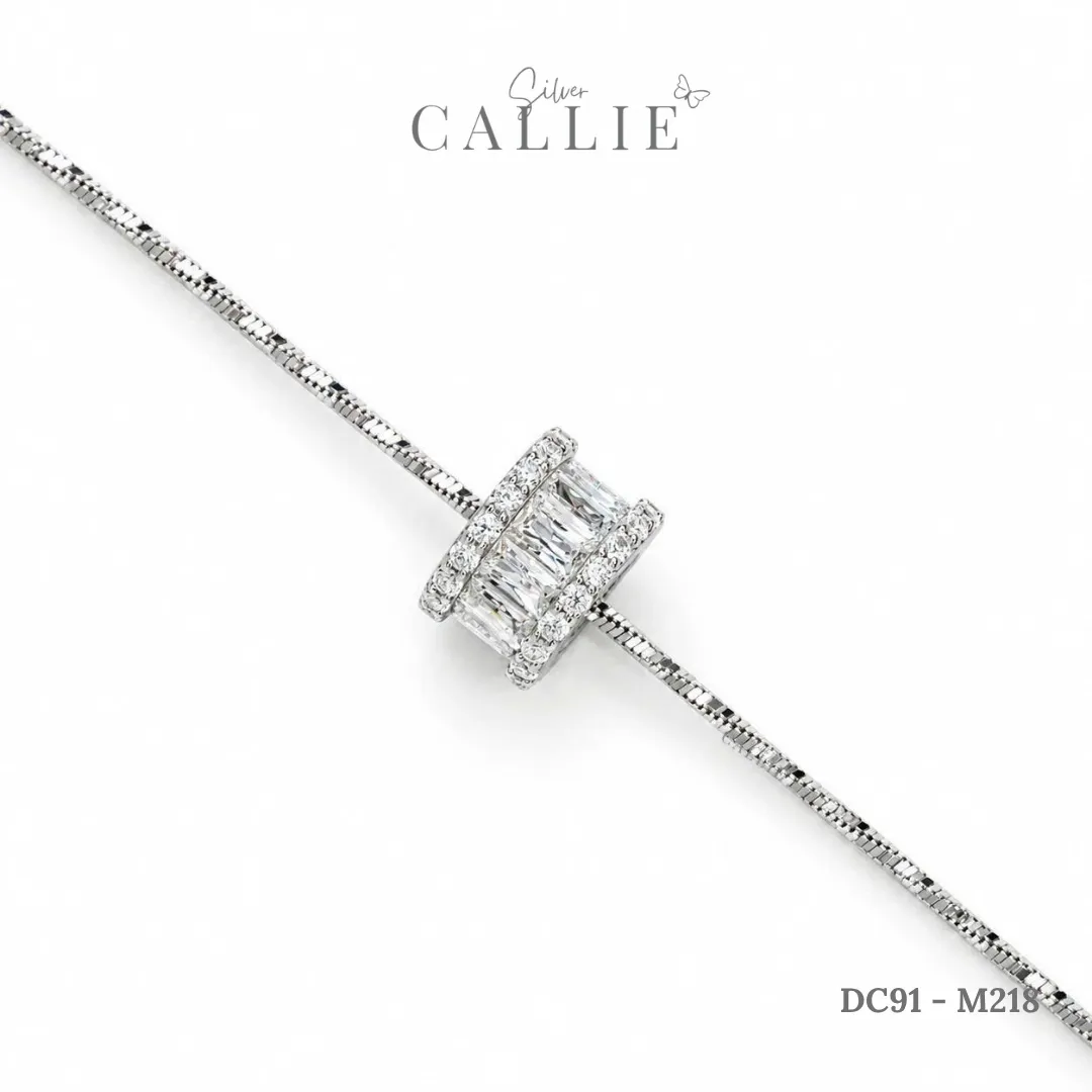 DC91 - M218: Dây Chuyền Bạc Callie Silver Xi Kim Trụ Tròn Full Đá Baguette Và Đá Tròn - Hình ảnh 4