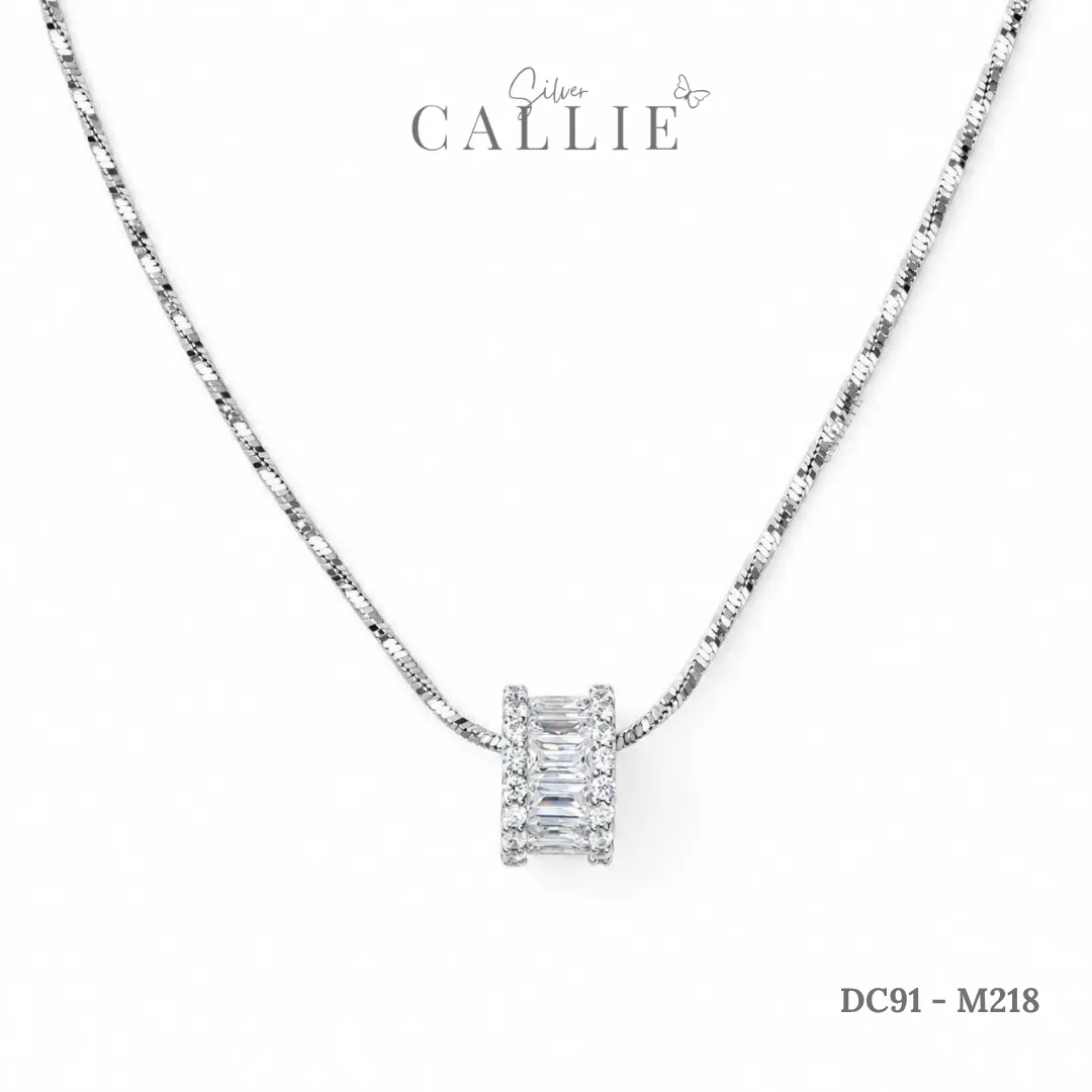 DC91 - M218: Dây Chuyền Bạc Callie Silver Xi Kim Trụ Tròn Full Đá Baguette Và Đá Tròn