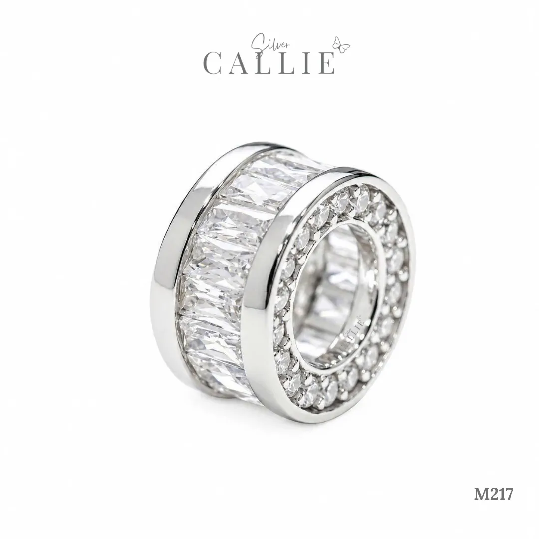 M217 - Mặt Dây Bạc Callie Silver Xi Kim Trụ Tròn Viền Đá Halo - Hình ảnh 3